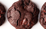 به گزارش رکنا، کوکی دبل چاکلت نوعی شیرینی ترد و خوشمزه است که با دو نوع...